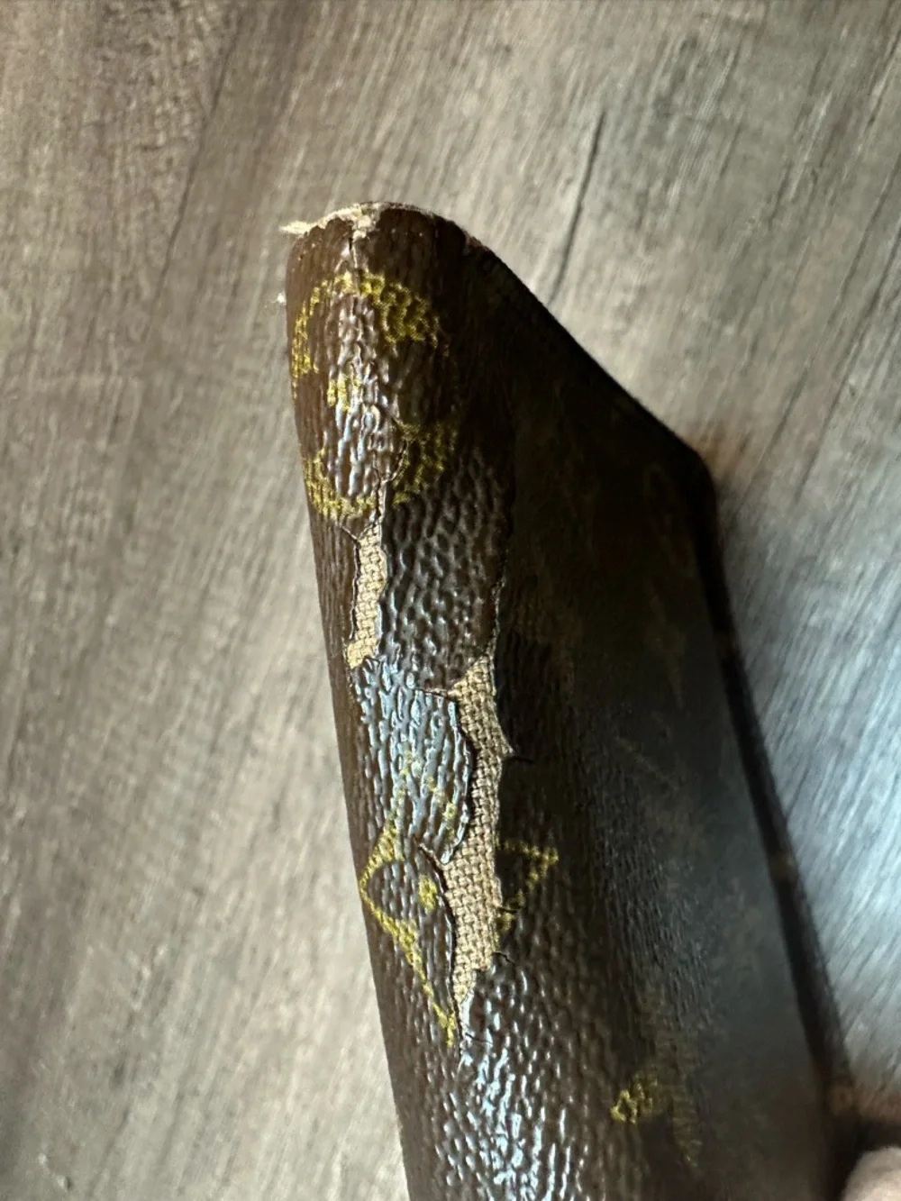 Louis Vuitton Monogram Canvas Zippy Wallet-AS IS
